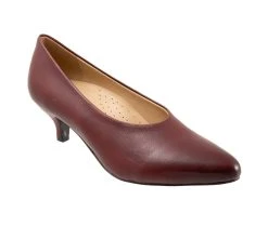 Women's Trotters Kimber Pumps -Shoecarnival 2 385