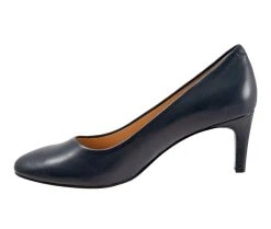 Women's Trotters Babette Pumps -Shoecarnival 3 340